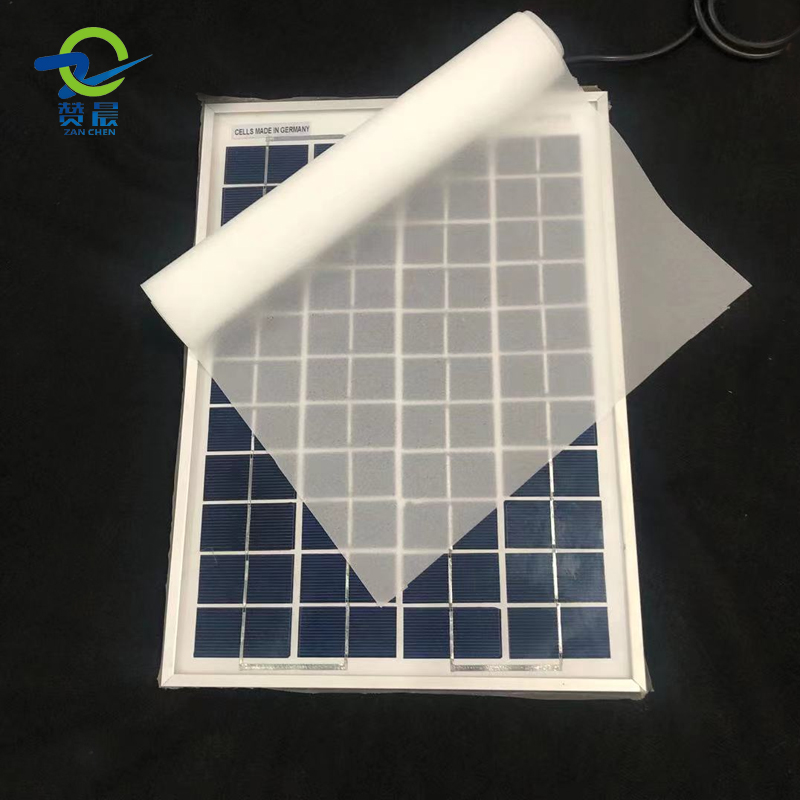 选择汽车玻璃太阳膜时，到底膜的颜色偏深些好？还是偏浅色一些好？