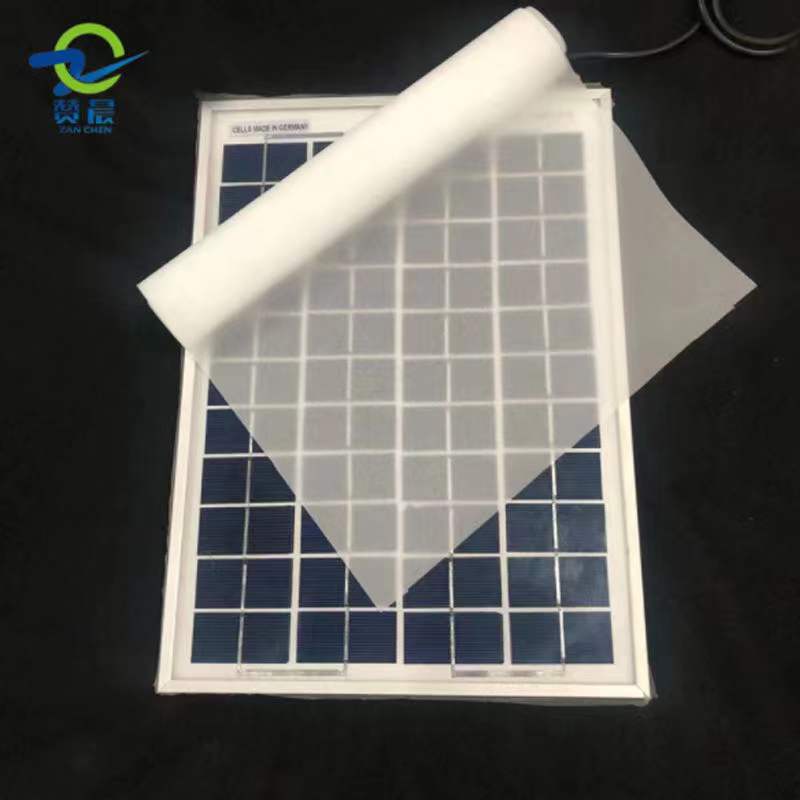 太阳能板能使用多久？